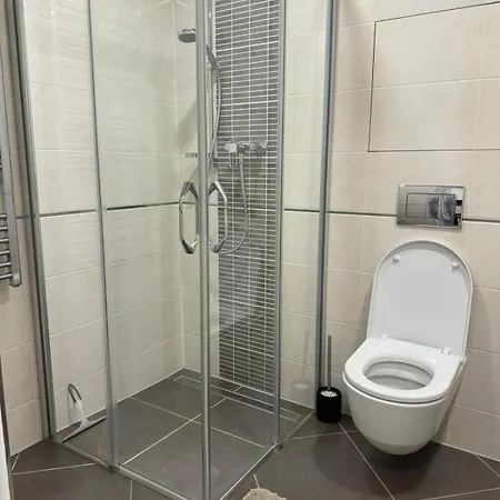 Apartman O2 Arena Holliday Suites *